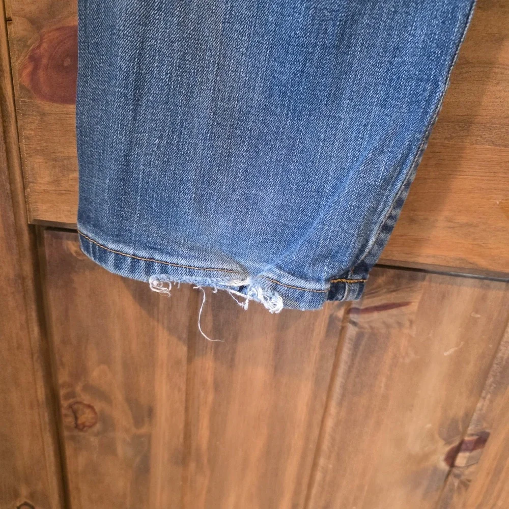 Tommy Hilfiger Jeans Men 32x30‎ Blue Fair Distressed Straight Leg Denim